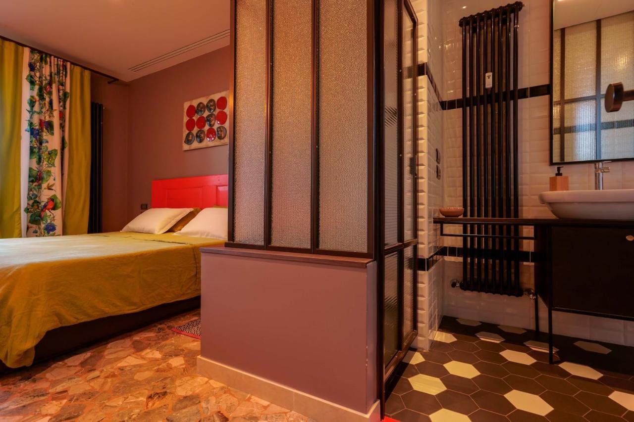 Skyline 1/7 B&B Bologna Værelse billede